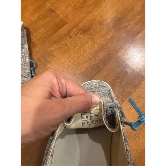 Woman’s hey dude, sneaker bundle size 8 - Picture 6 of 8